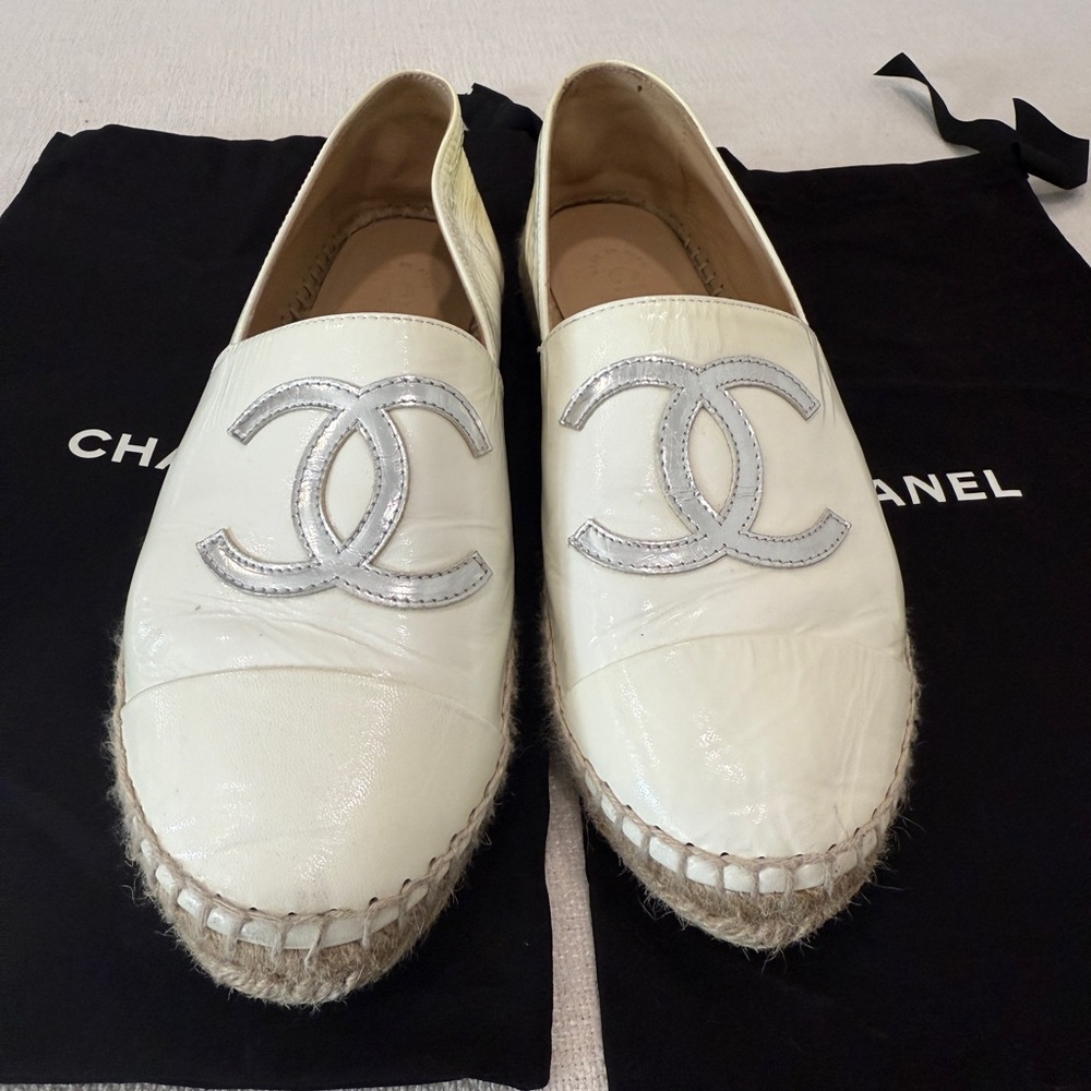 CHANEL White Espadrilles with Silver Detailing